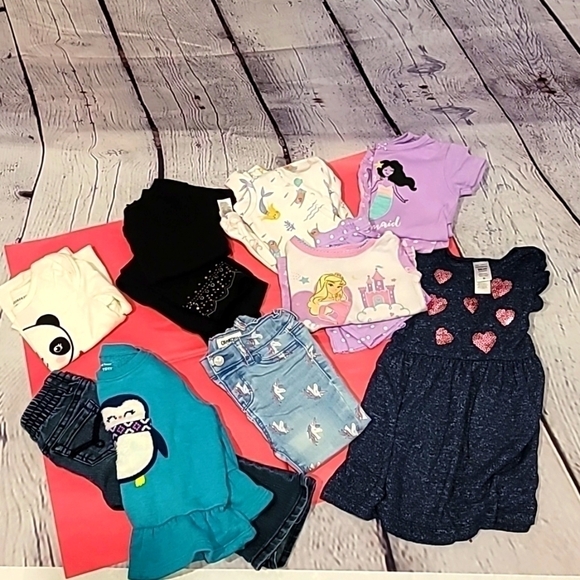 KIDS clothing bundle 18 months - Picture 1 of 7